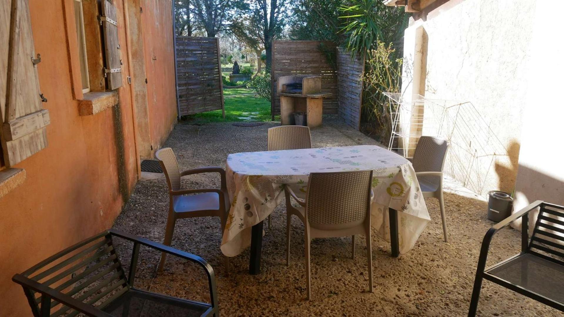 Mas Maurane - Le Bougainvillier Aux Portes D'Arles Apartment Tarascon Exterior photo